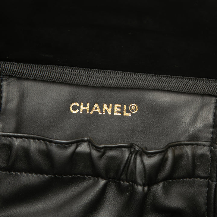 Chanel CC Matelassé Vanity Cuir d'agneau Noir – vue 5 – GABY PARIS