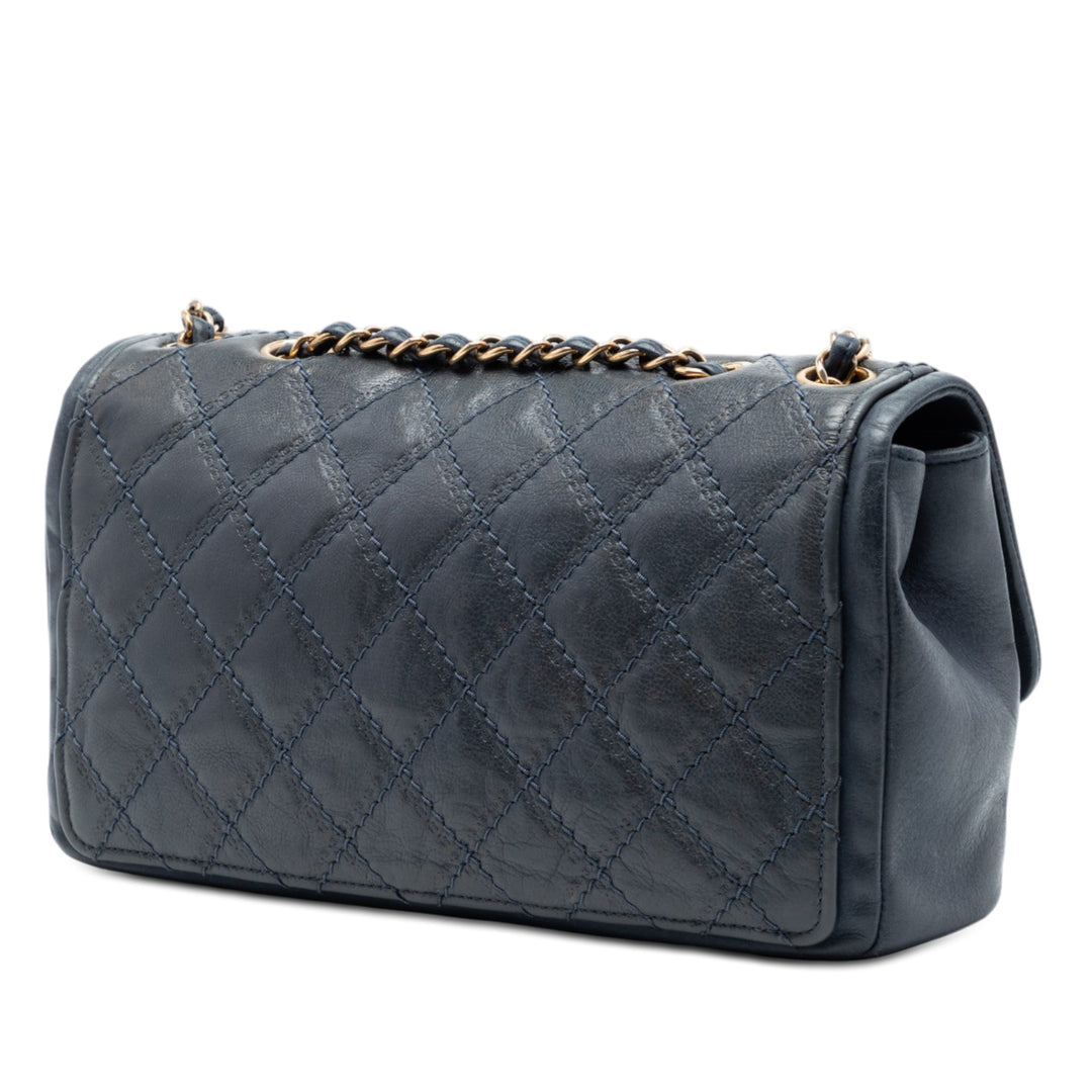 Chanel Medium CC Matelassé Iridescent Cuir de veau Sheriff Star à rabat