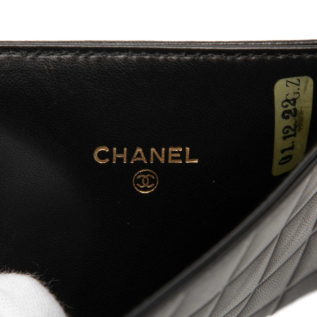 Chanel CC Chocolate Bar Cuir d’agneau Card Holder