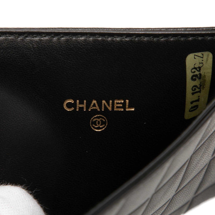 Chanel CC Chocolate Bar Cuir d’agneau Card Holder