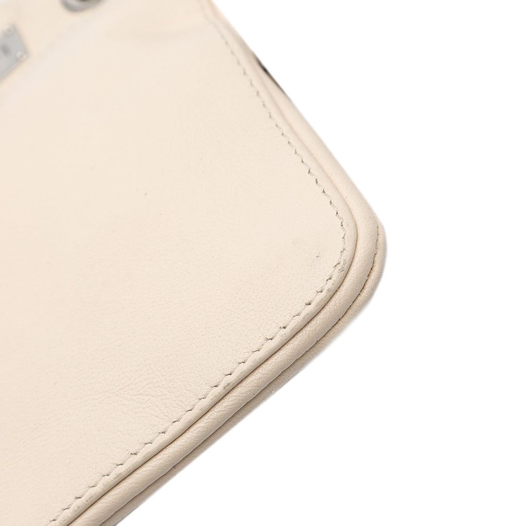 Leather Shark Lock Chain Shoulder Bag White - Gaby Paris