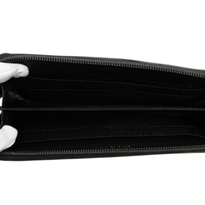 Chanel CC Caviar Zip Around Portefeuille