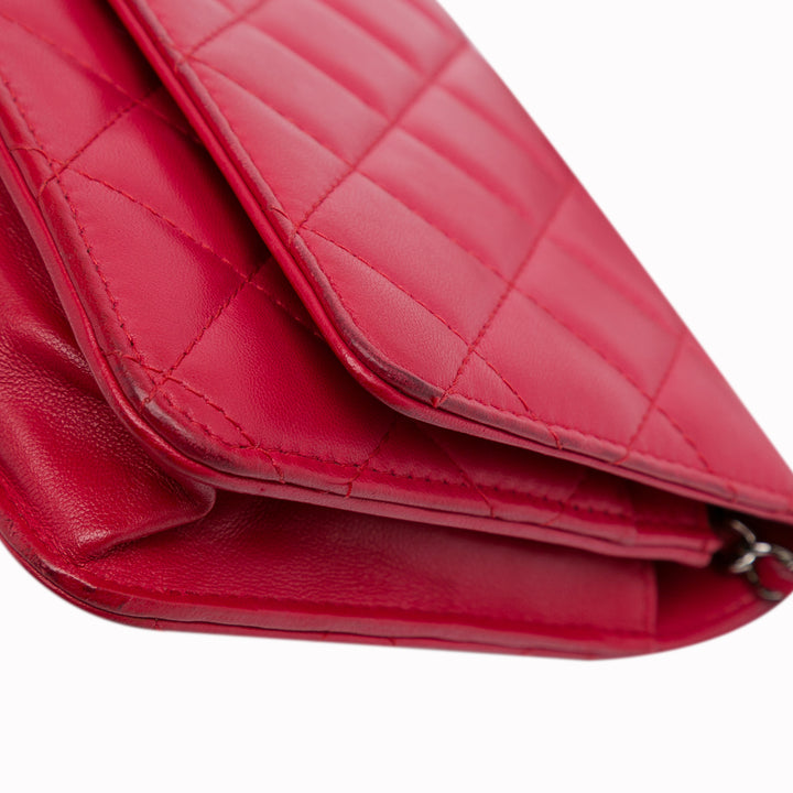 Classic Lambskin Wallet on Chain Pink - Gaby Paris