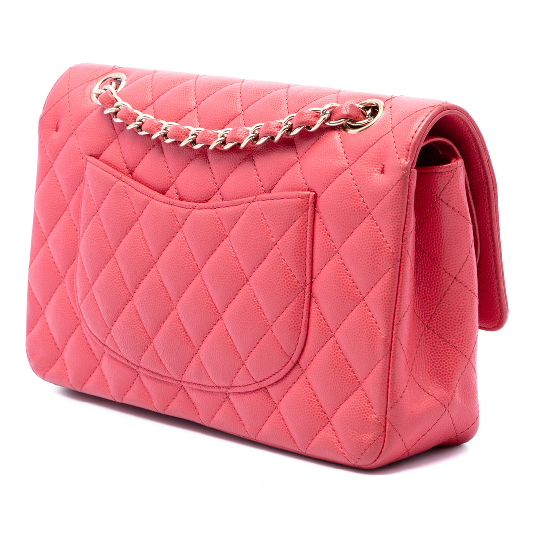 Chanel Sac porté épaule Classic Double rabat Moyen Cuir caviar Rose – vue 2 – GABY PARIS