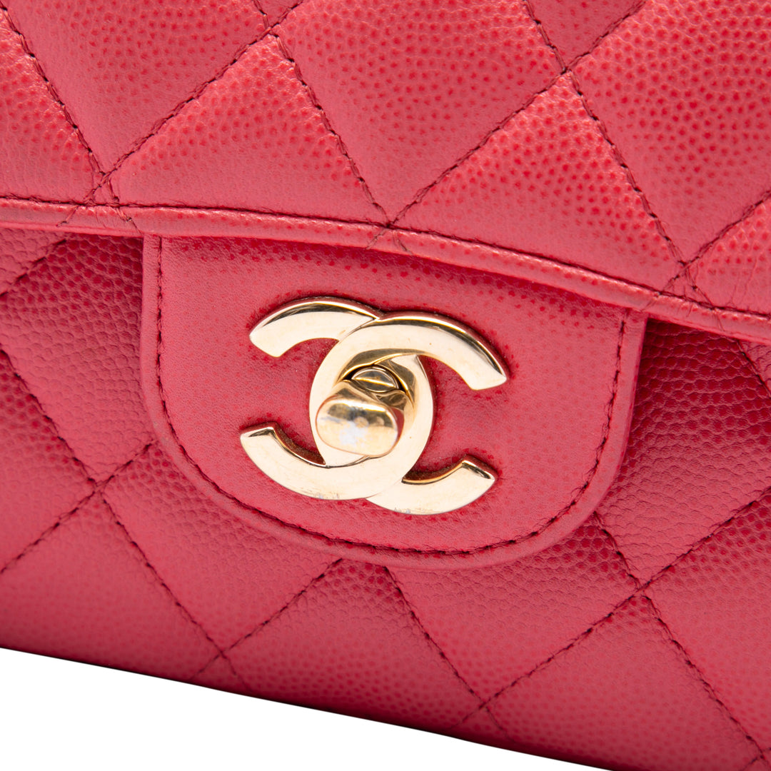 Chanel Sac porté épaule Classic Double rabat Moyen Cuir caviar Rose – vue 5 – GABY PARIS