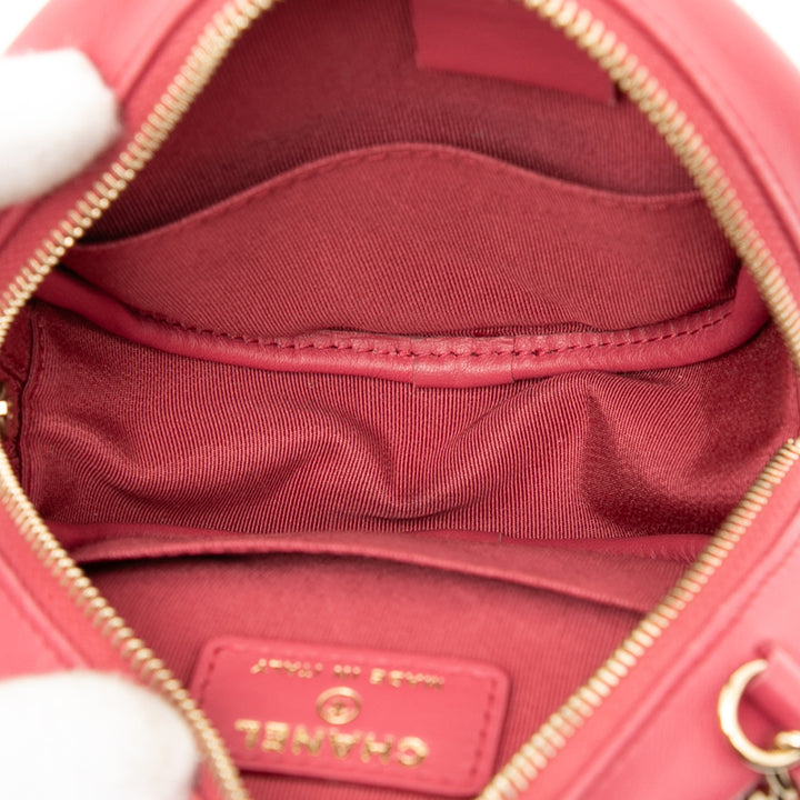 Chanel CC Matelassé Cuir d’agneau Rond Pochette avec chaîne – GABY PARIS Authentique