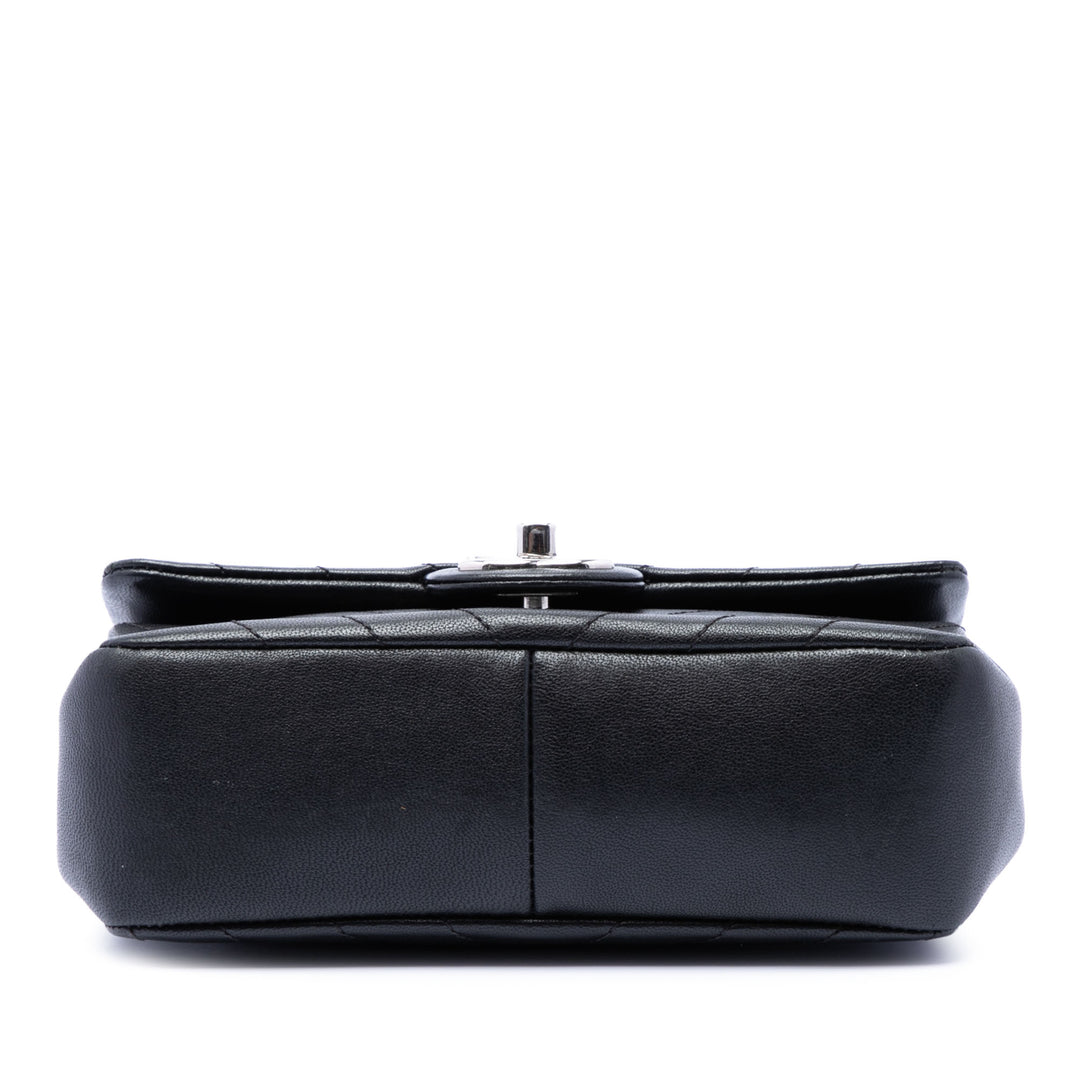 Chanel Mini CC Chevron Cuir de veau Simple rabat