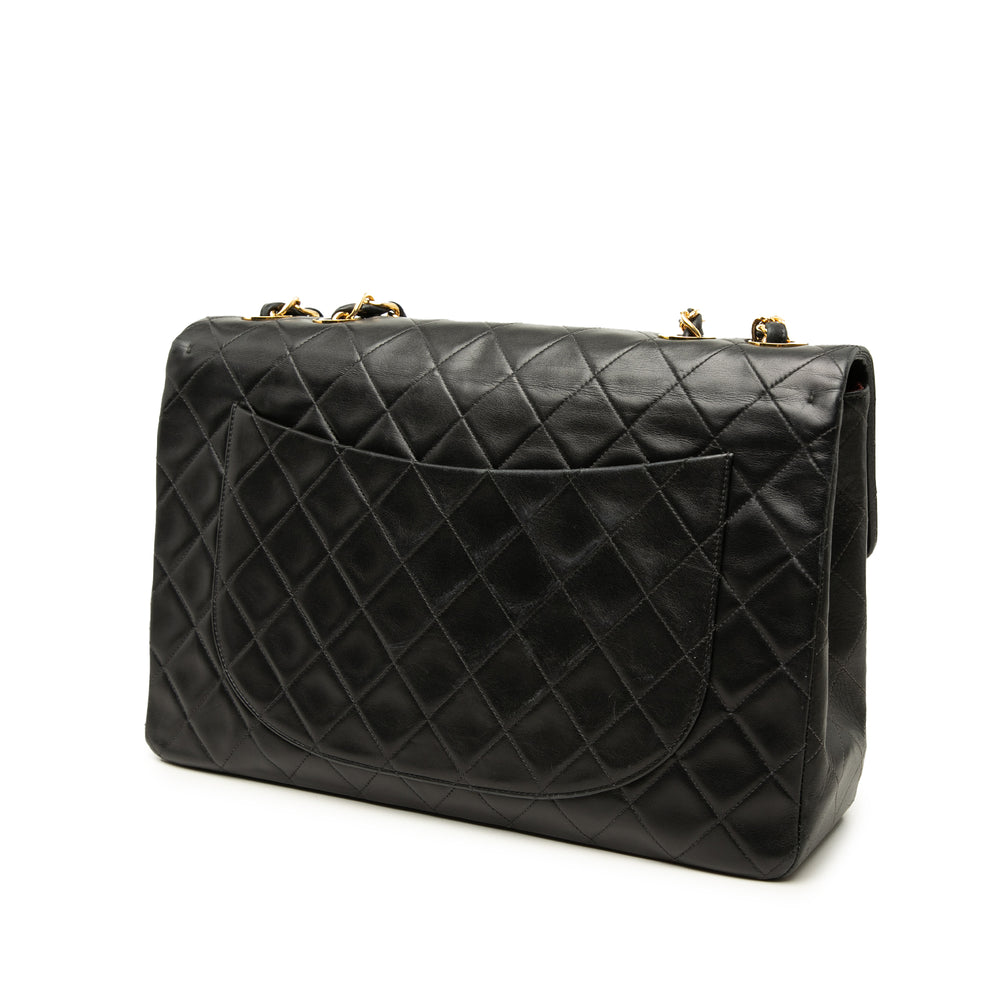 Chanel Classic Rabat simple Maxi Cuir d'agneau Noir – vue 2 – GABY PARIS