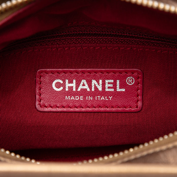 Chanel Matelassé Métallisé vieilli Gabrielle Hobo Petit Cuir de veau Marron – vue 5 – GABY PARIS