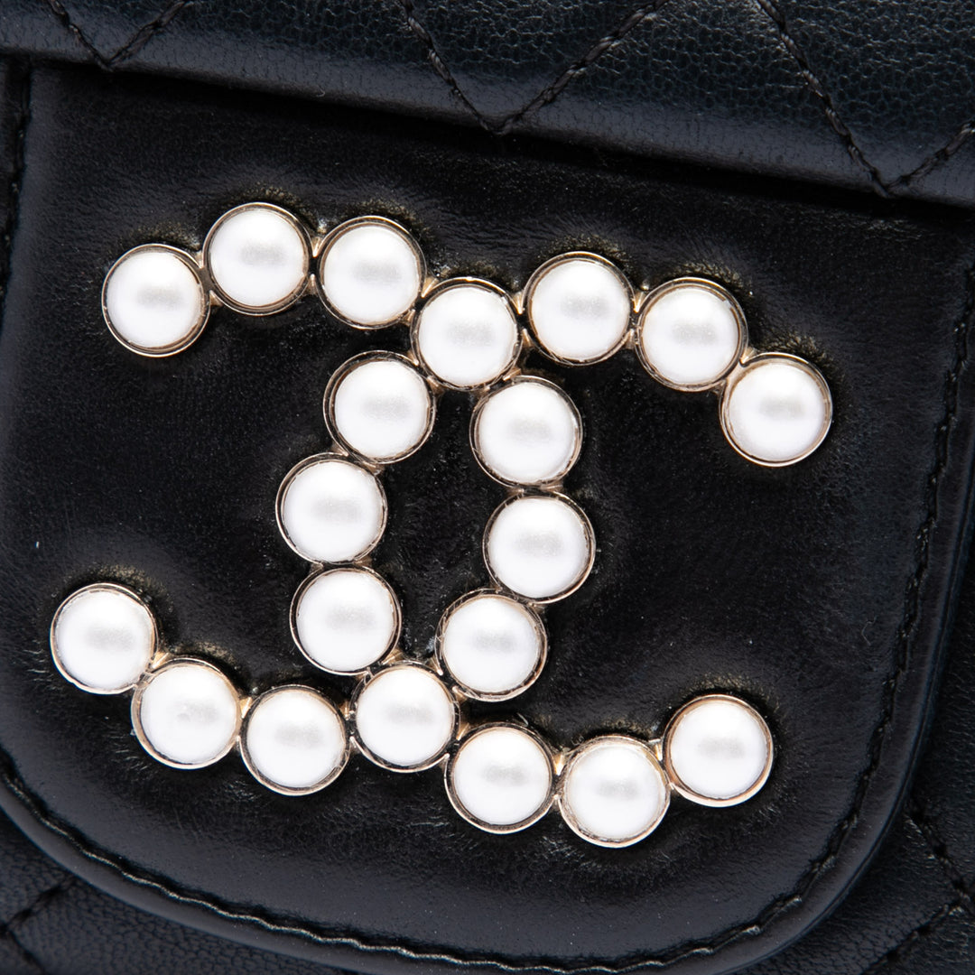 Chanel Matelassé Westminster Perle à rabat Moyen Cuir d'agneau Noir – vue 5 – GABY PARIS