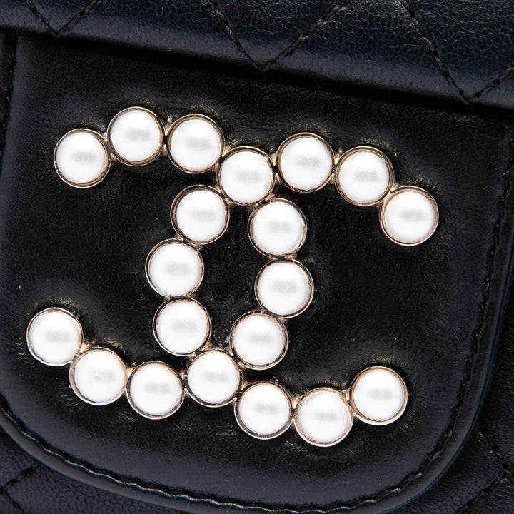 Chanel Matelassé Westminster Perle à rabat Moyen Cuir d'agneau Noir – vue 5 – GABY PARIS