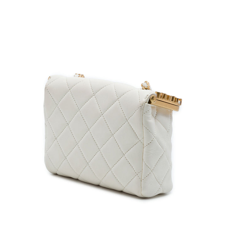 Matelassé Paris Monaco Kiss Lock Vanity Mini Cuir d'agneau Blanc