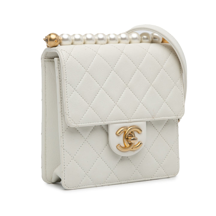 Small Lambskin Chic Pearls Flap White - Gaby Paris