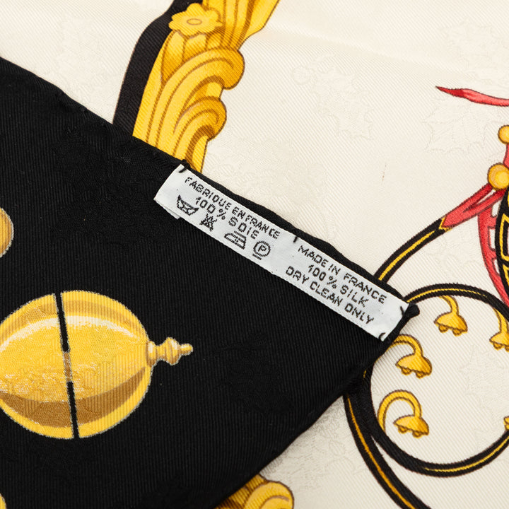 Hermès Plumes et Grelots Soie Foulard 90 Multi