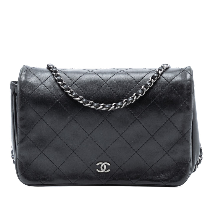 Chanel CC Matelassé Cuir d’agneau Rabat intégral Wallet on Chain