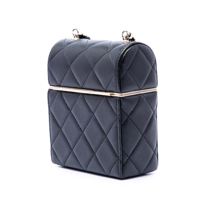 Chanel Small Matelassé Cuir d’agneau Boîte avec chaîne
