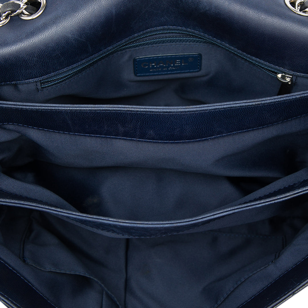Chanel Jumbo Matelassé Cuir verni 3 Compartment à rabat
