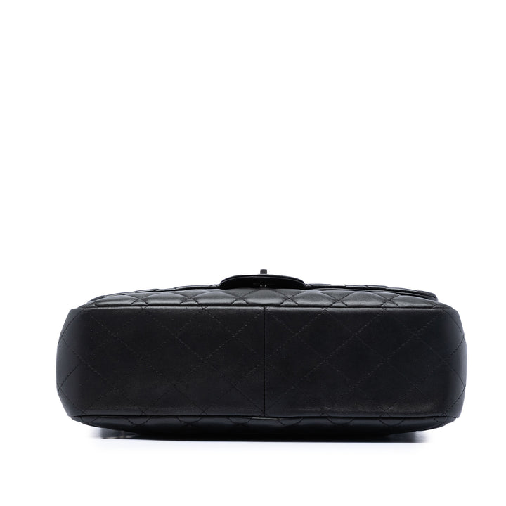 Chanel Classic Rabat simple Jumbo Cuir d'agneau Noir – vue 3 – GABY PARIS