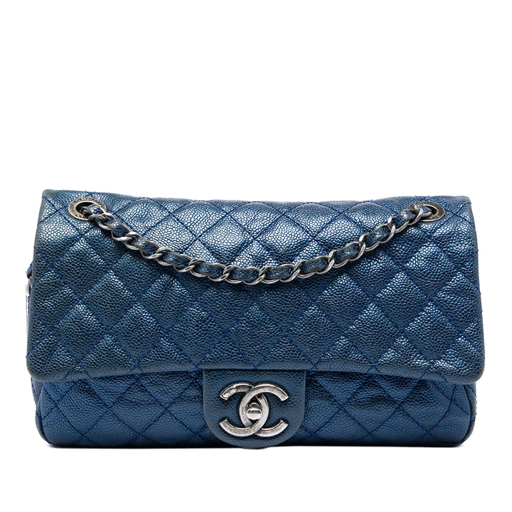 Chanel Medium Matelassé Iridescent Caviar Easy à rabat