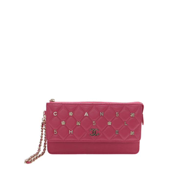 Chanel Matelassé All About Chanel Pochette avec chaîne Cuir d'agneau