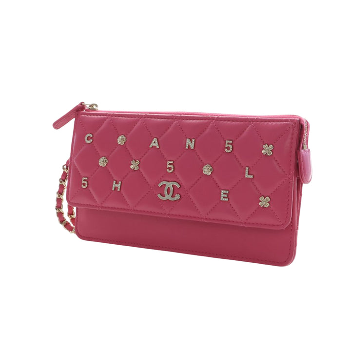 Chanel Matelassé All About Chanel Pochette avec chaîne Cuir d'agneau