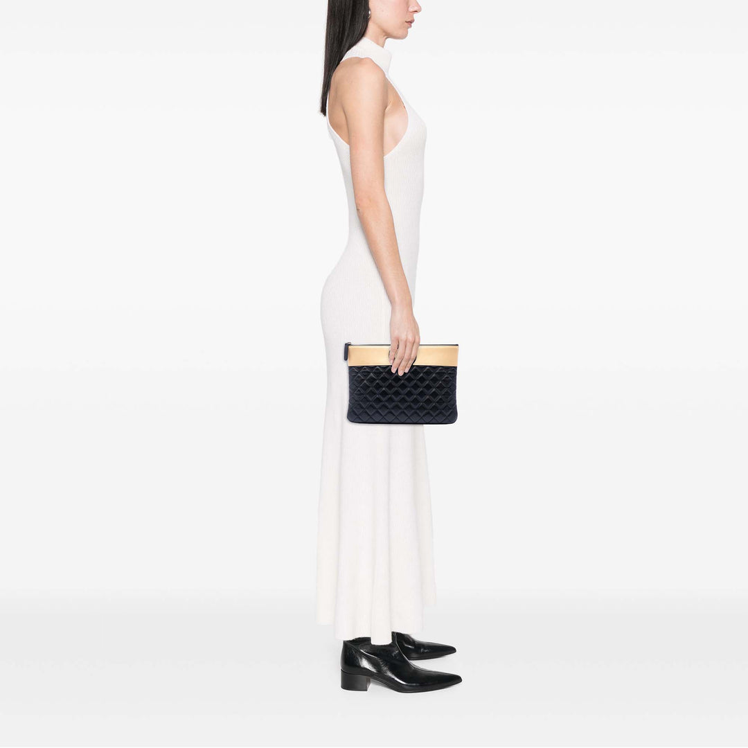 Chanel CC Bicolore Matelassé Pochette Cuir d'agneau