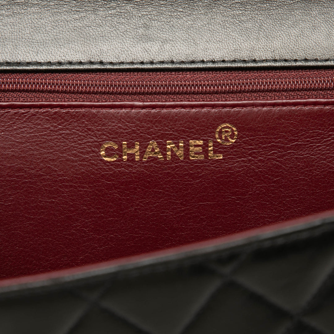 Chanel CC Matelassé Cuir d’agneau Simple rabat