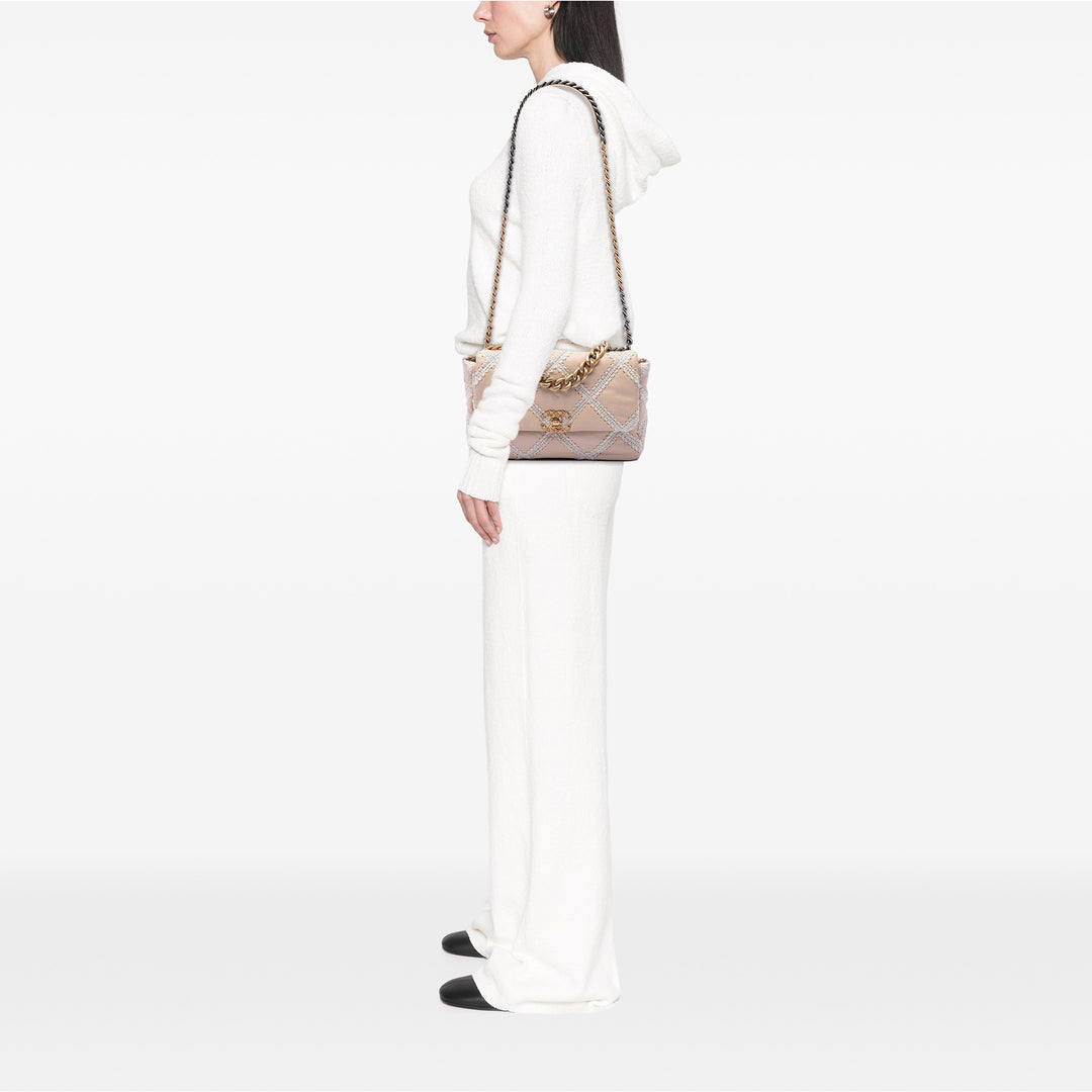 Chanel Large Crochet Cuir de veau 19 à rabat