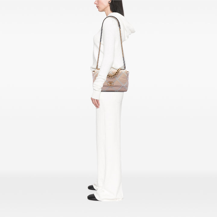 Chanel Large Crochet Cuir de veau 19 à rabat