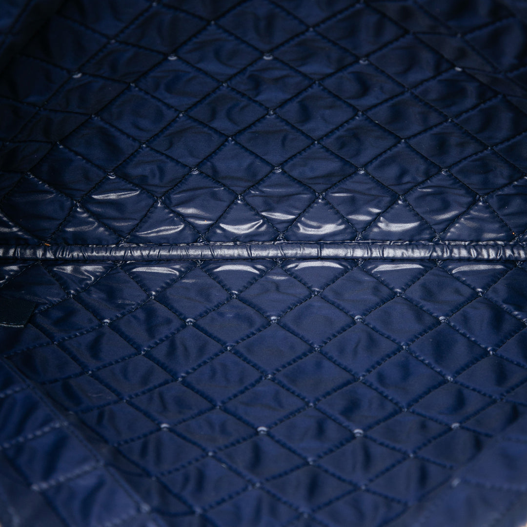 Chanel Large Matelassé Cuir d’agneau Casino Charms O Étui Pochette