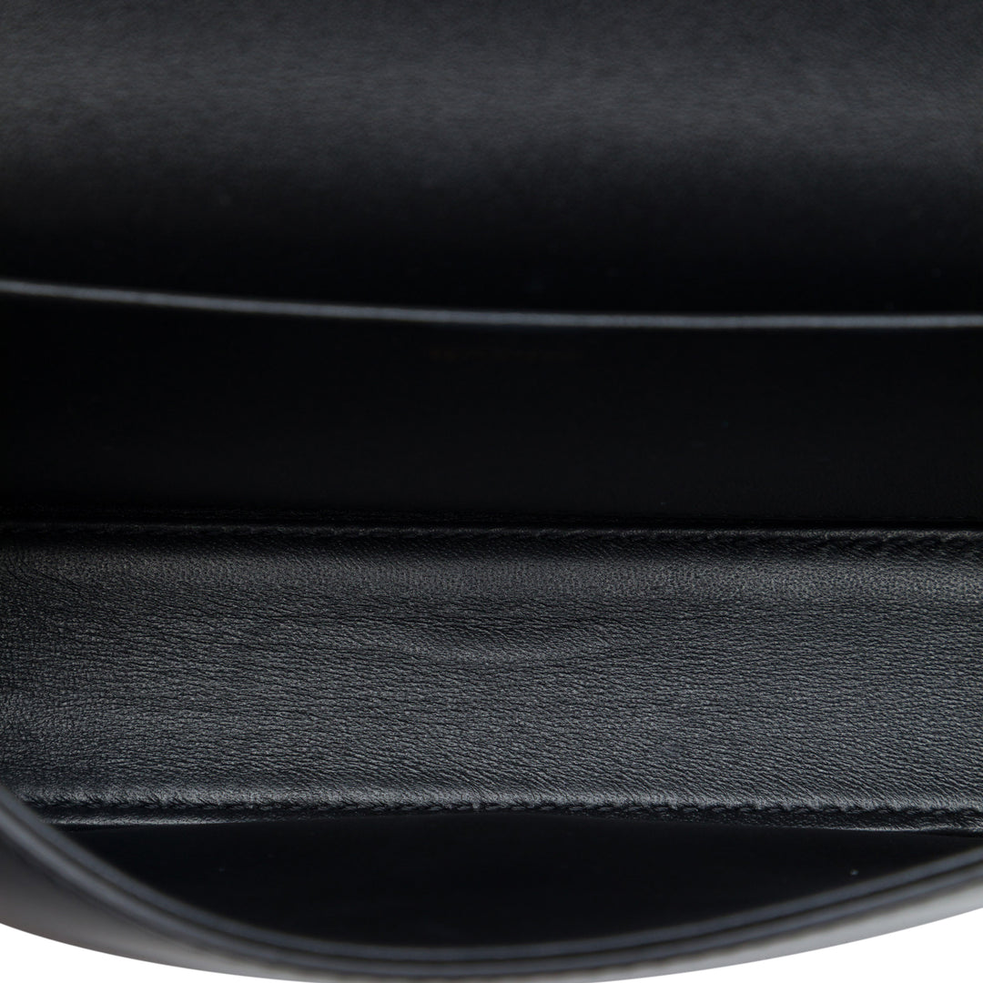 Celine Sac porté épaule Triomphe Chaîne Cuir de veau lisse Noir – vue 4 – GABY PARIS