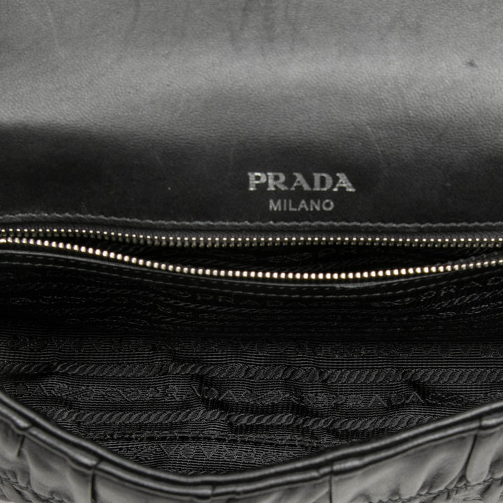 Prada Nappa Gaufre Chain à rabat