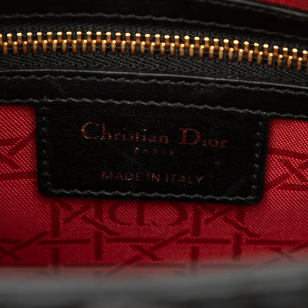 Dior Medium Cuir d’agneau Cannage Lady Dior