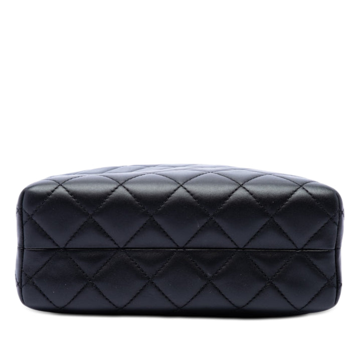 Chanel CC Matelassé Cuir d’agneau Kiss Lock Minaudiere Chain Sac porté croisé