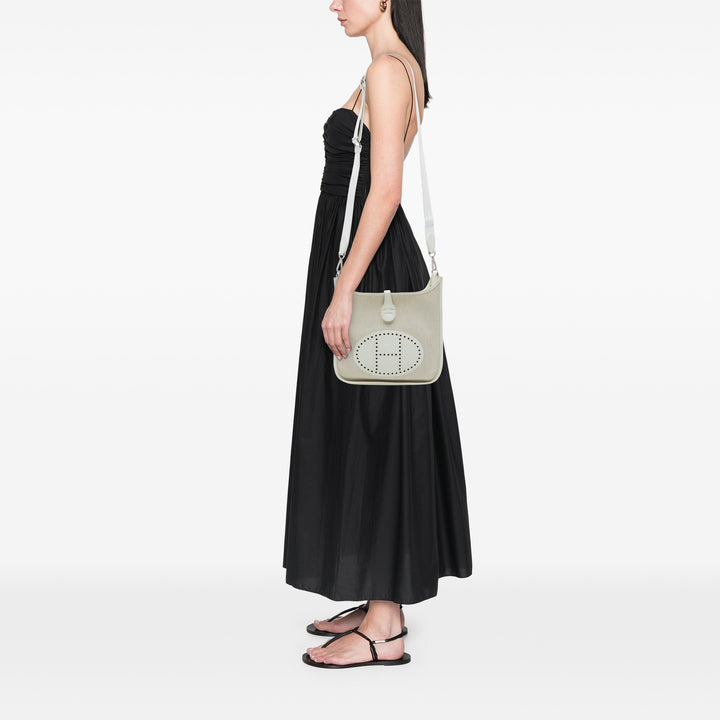 Hermès Sac bandoulière Evelyne III Clémence PM Beige – vue 6 – GABY PARIS