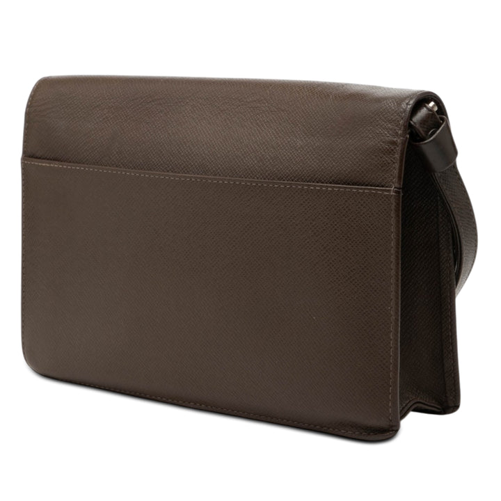 Louis Vuitton Taiga Selenga Marron