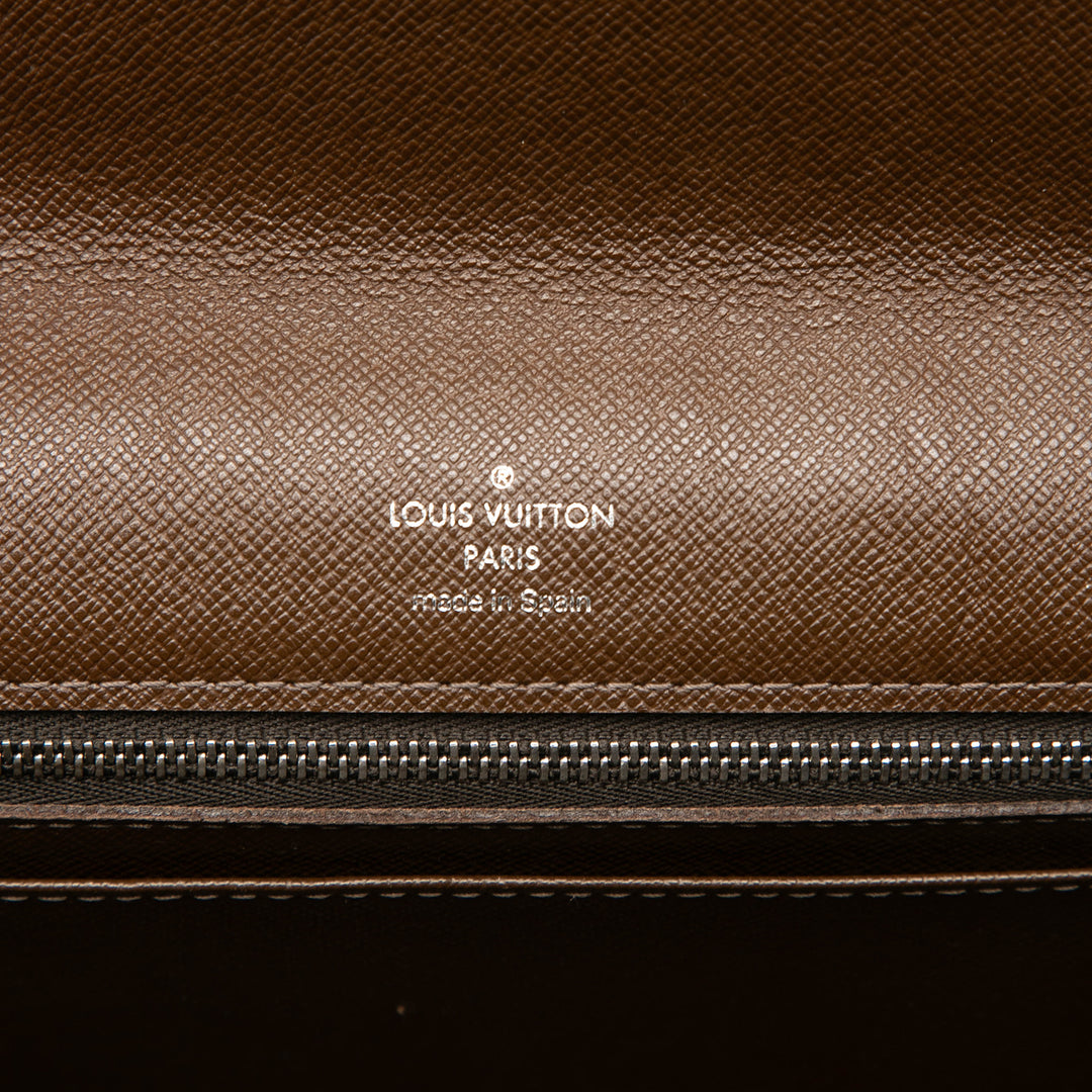 Louis Vuitton Taiga Selenga Marron