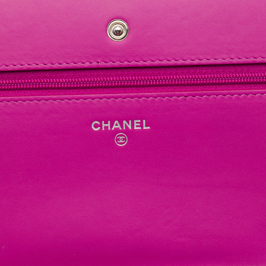 CC Diamond Matelassé Wallet on Chain Rose