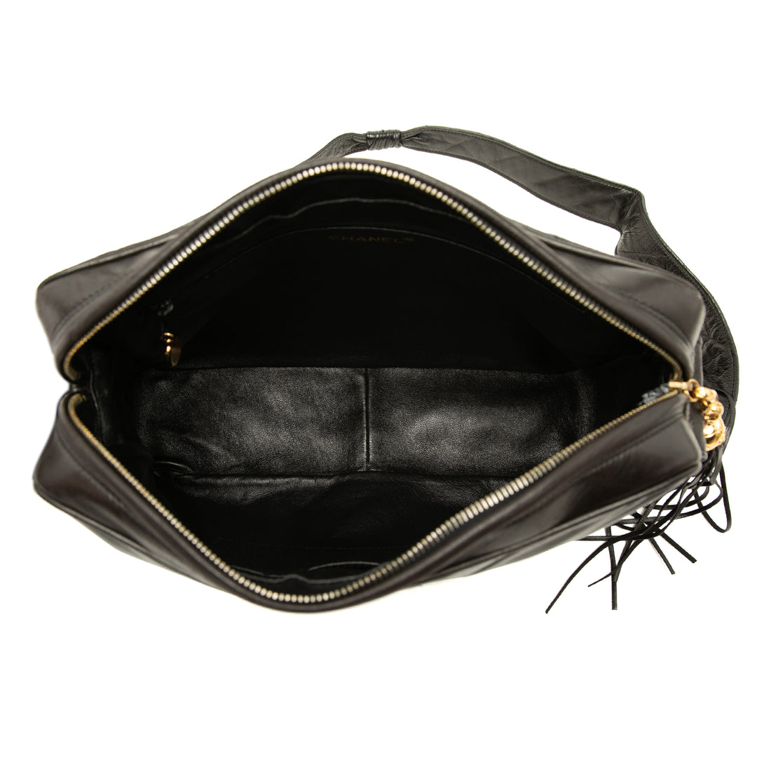 CC Chevron Pompon Sac Cuir d'agneau Noir