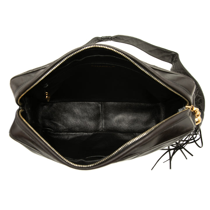 CC Chevron Pompon Sac Cuir d'agneau Noir