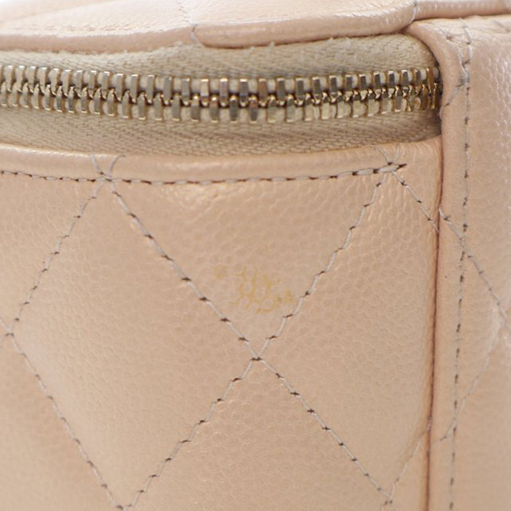 Mini Quilted Iridescent Caviar Pearl On Top Vanity Case With Chain Brown - Gaby Paris