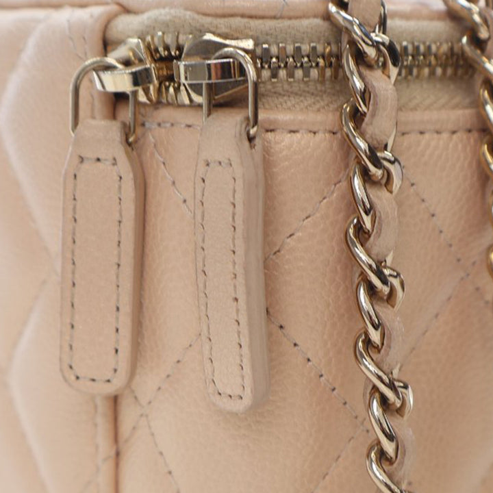 Mini Quilted Iridescent Caviar Pearl On Top Vanity Case With Chain Brown - Gaby Paris