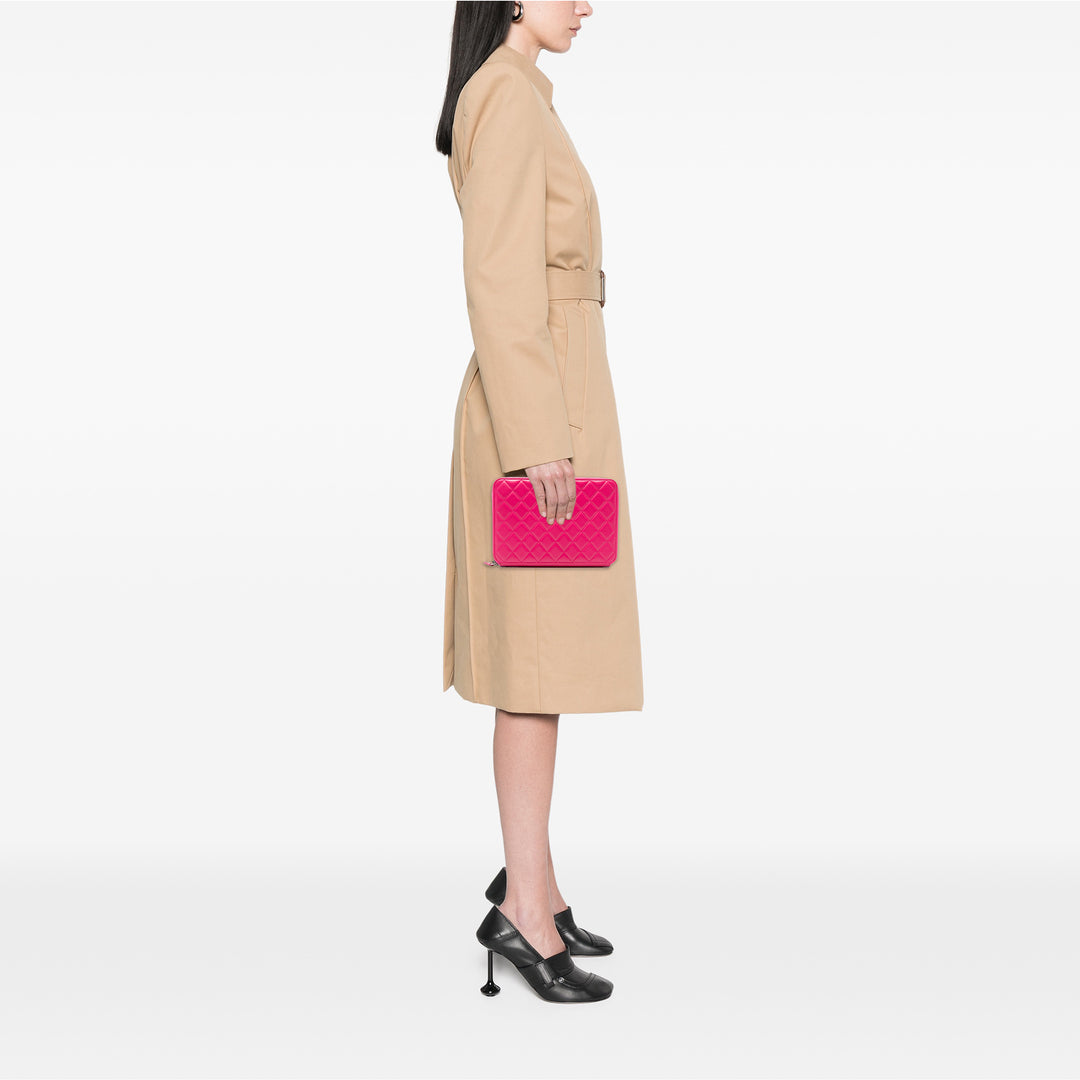 Chanel Large Matelassé Cuir d’agneau Zip Around Organizer Pochette