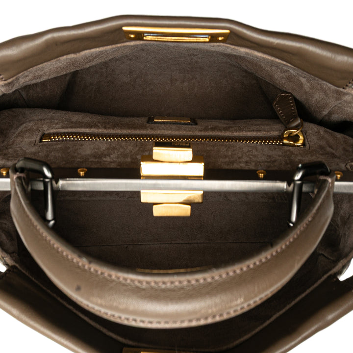 Fendi Medium Cuir de veau Peekaboo Iconic Sac cartable Marron – GABY PARIS Authentique