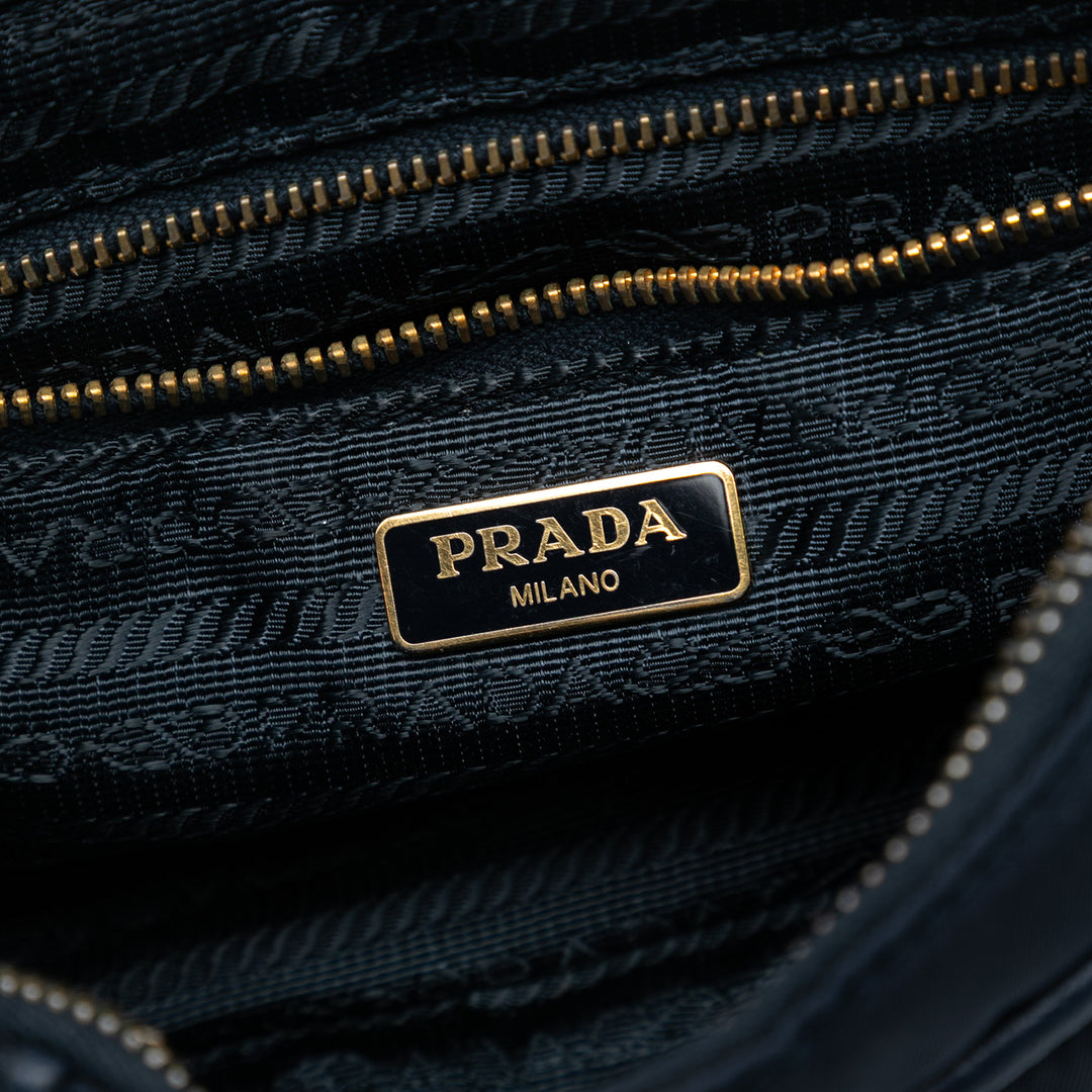 Prada Saffiano à finitions Tessuto Chain Sac porté croisé