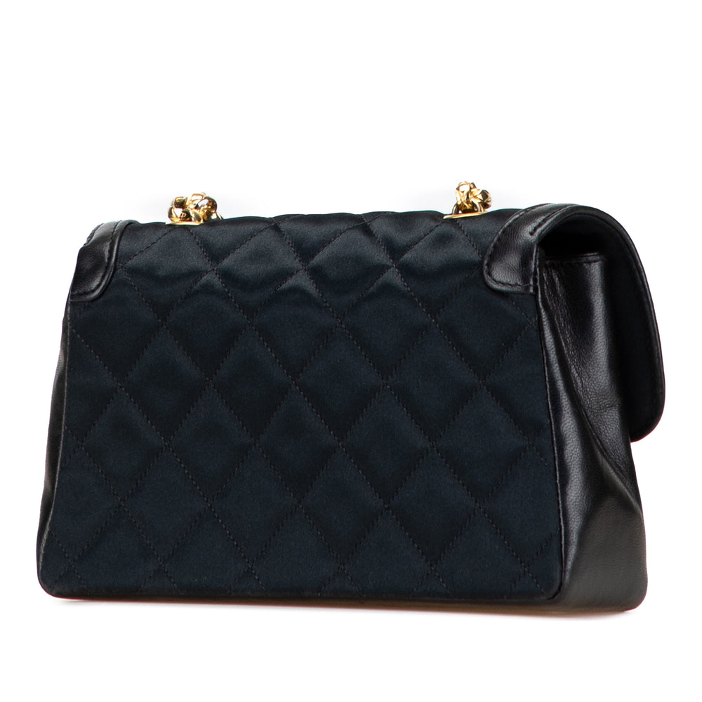 Chanel CC Quilted Satin Bijoux Chain Single Flap Noir – GABY PARIS Authentique