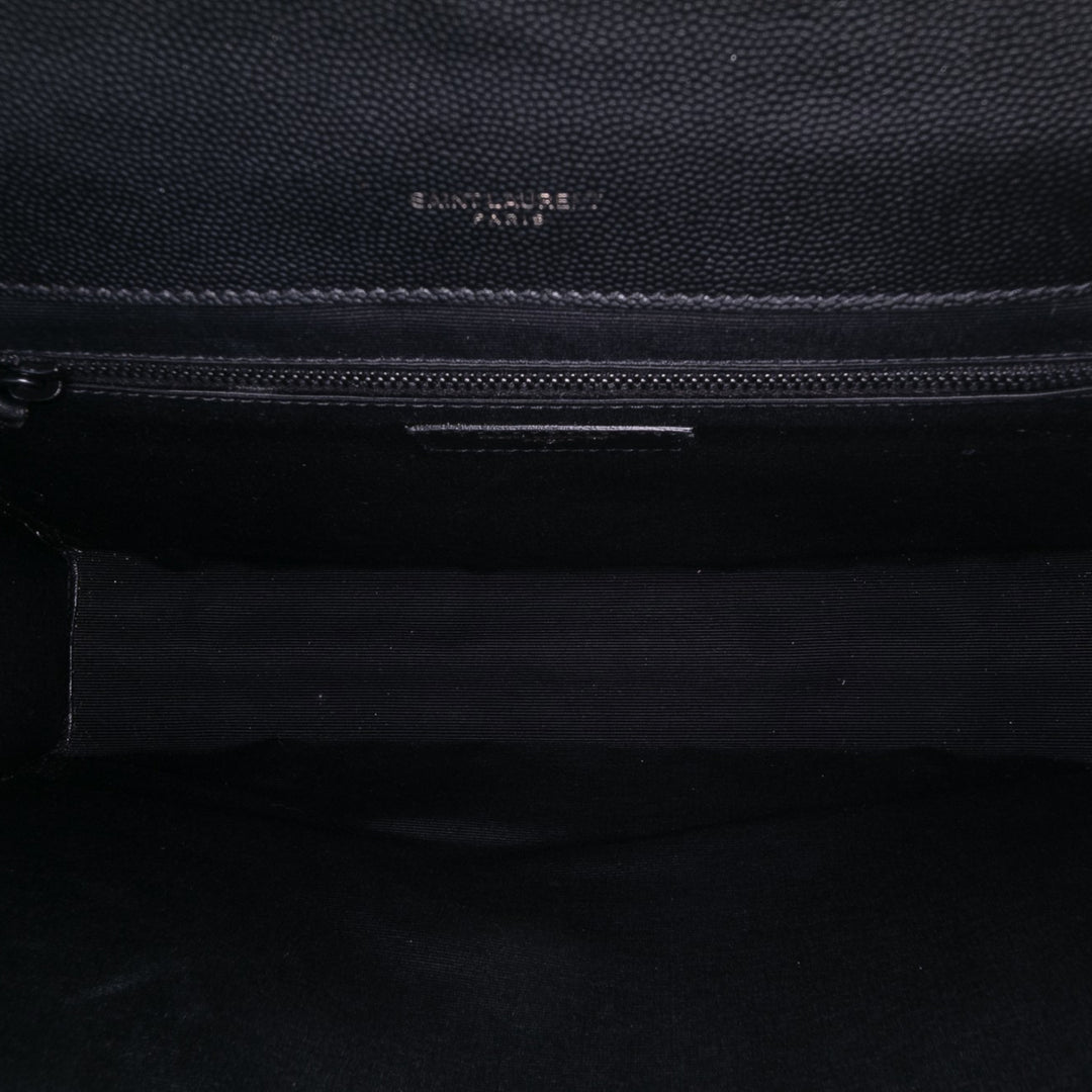 Saint Laurent Large Grain De Poudre Triquilt Monogram Envelope Bag Noir – GABY PARIS Authentique