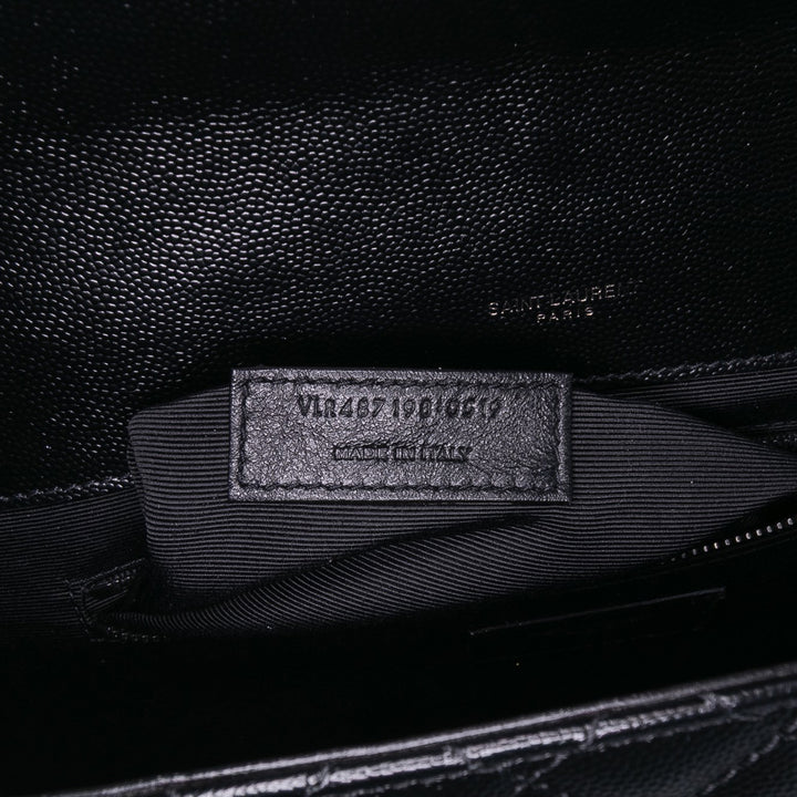 Saint Laurent Large Grain De Poudre Triquilt Monogram Envelope Bag Noir – GABY PARIS Authentique