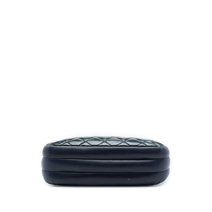 Chanel Matelassé Cuir verni CC Crown Double Zip Sac porté croisé