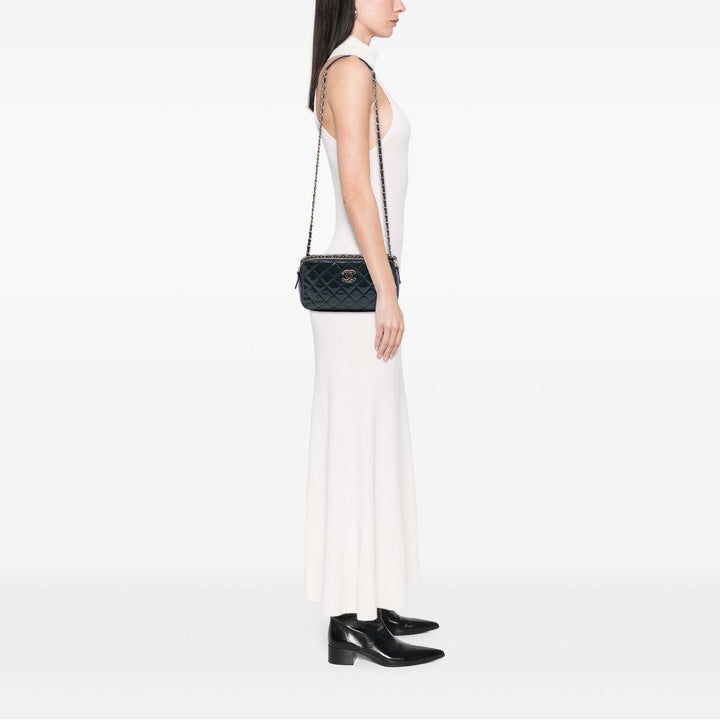 Chanel Matelassé Cuir verni CC Crown Double Zip Sac porté croisé